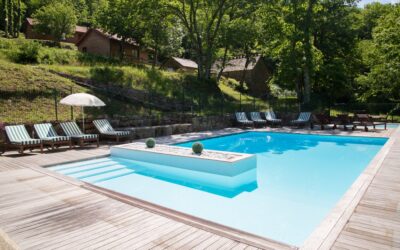 Séjour Automne avec piscine aux Châtaigniers du Lac | Village Vacances en Lozère